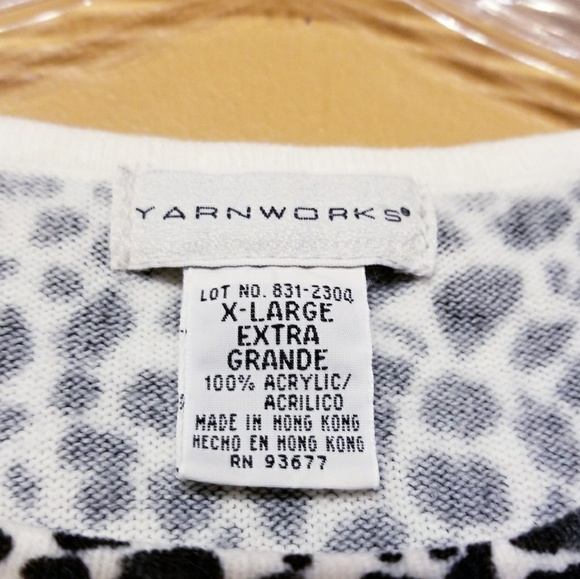 Yarnworks | Women's Vintage Animal Print Short Sleeve Sweater (Size XL) - Picture 2 of 9